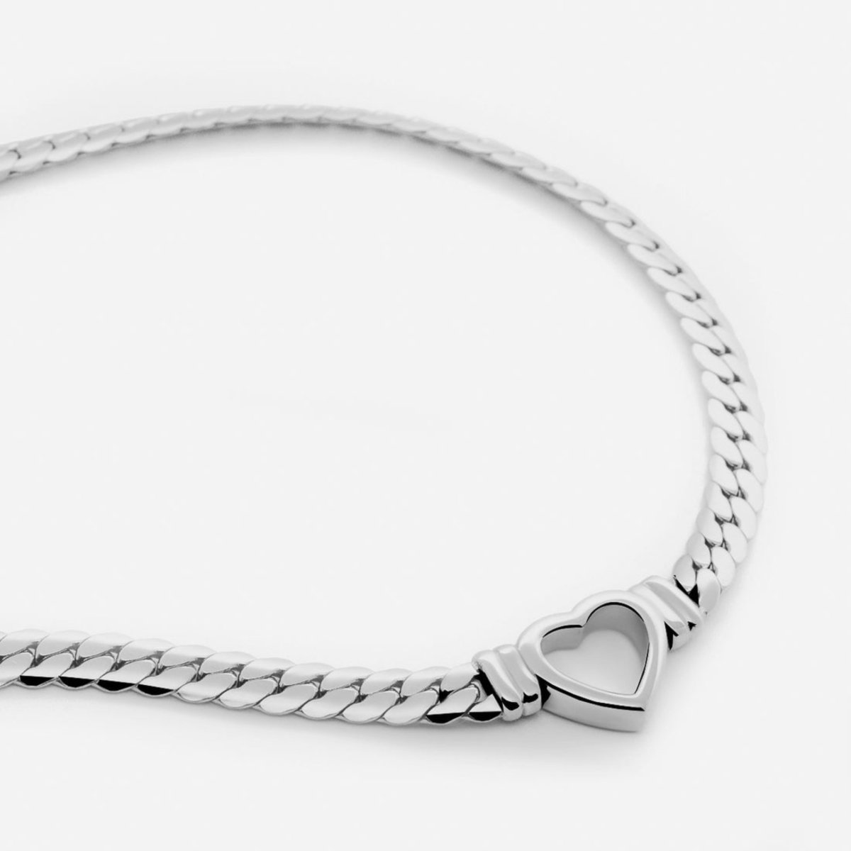 Minimalist Heart Choker Necklace – Silver - Aurielle London