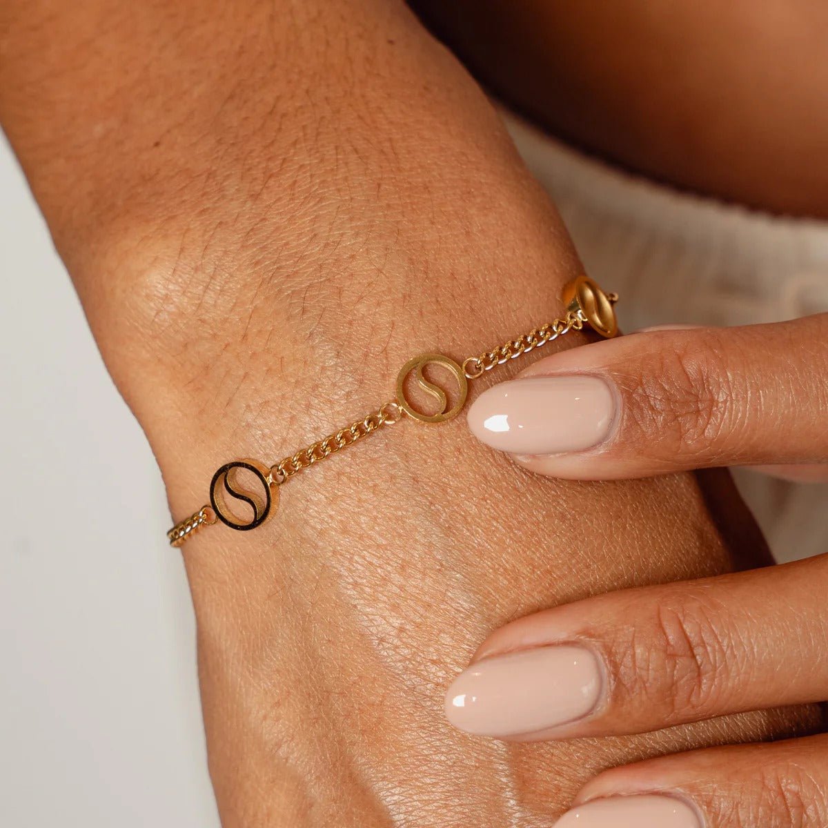 Sierra Pendant Bracelet – 18K Gold Plated