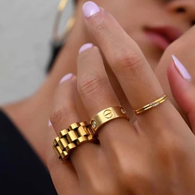 Beauty Wide Link Ring – Minimalist 18K Gold Plated - Aurielle London