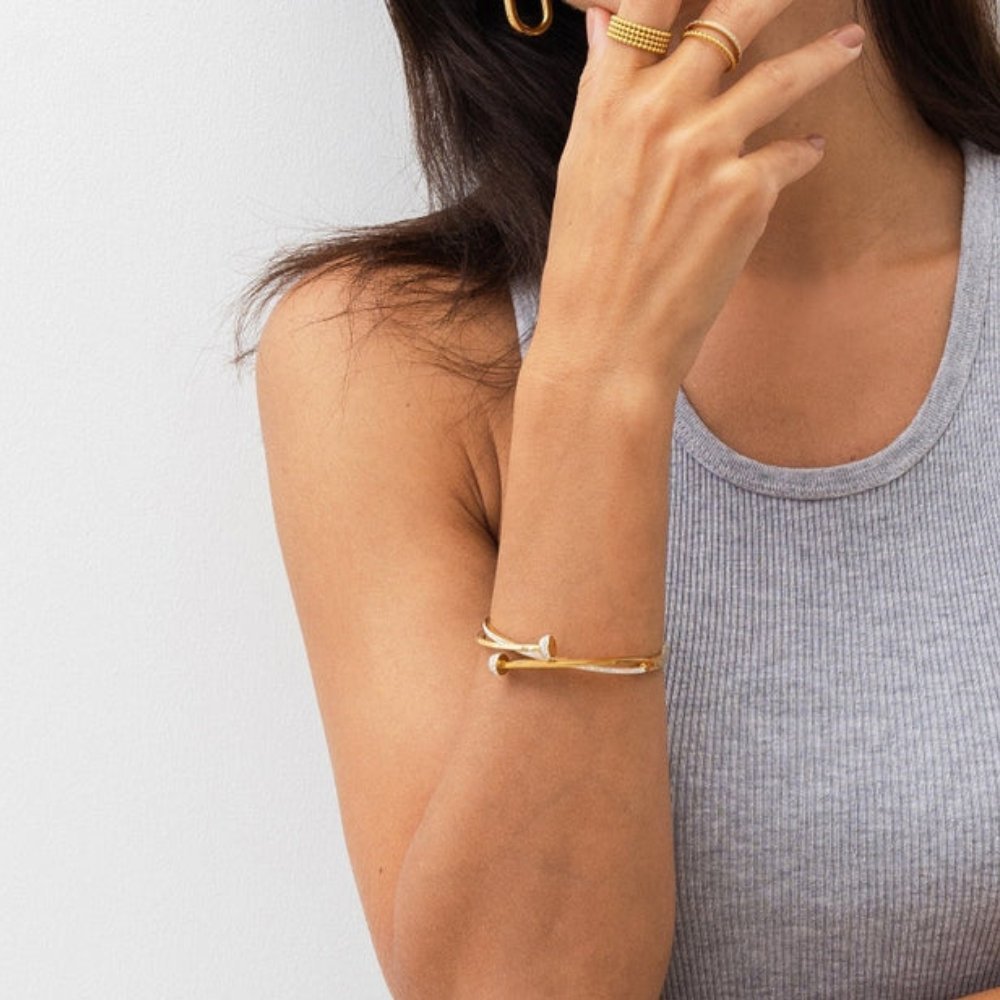 Stud bracelet with cubic zirconia stones, 18K gold plated - Aurielle London